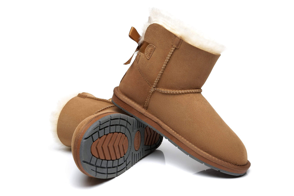Ugg boots bow in back deals
